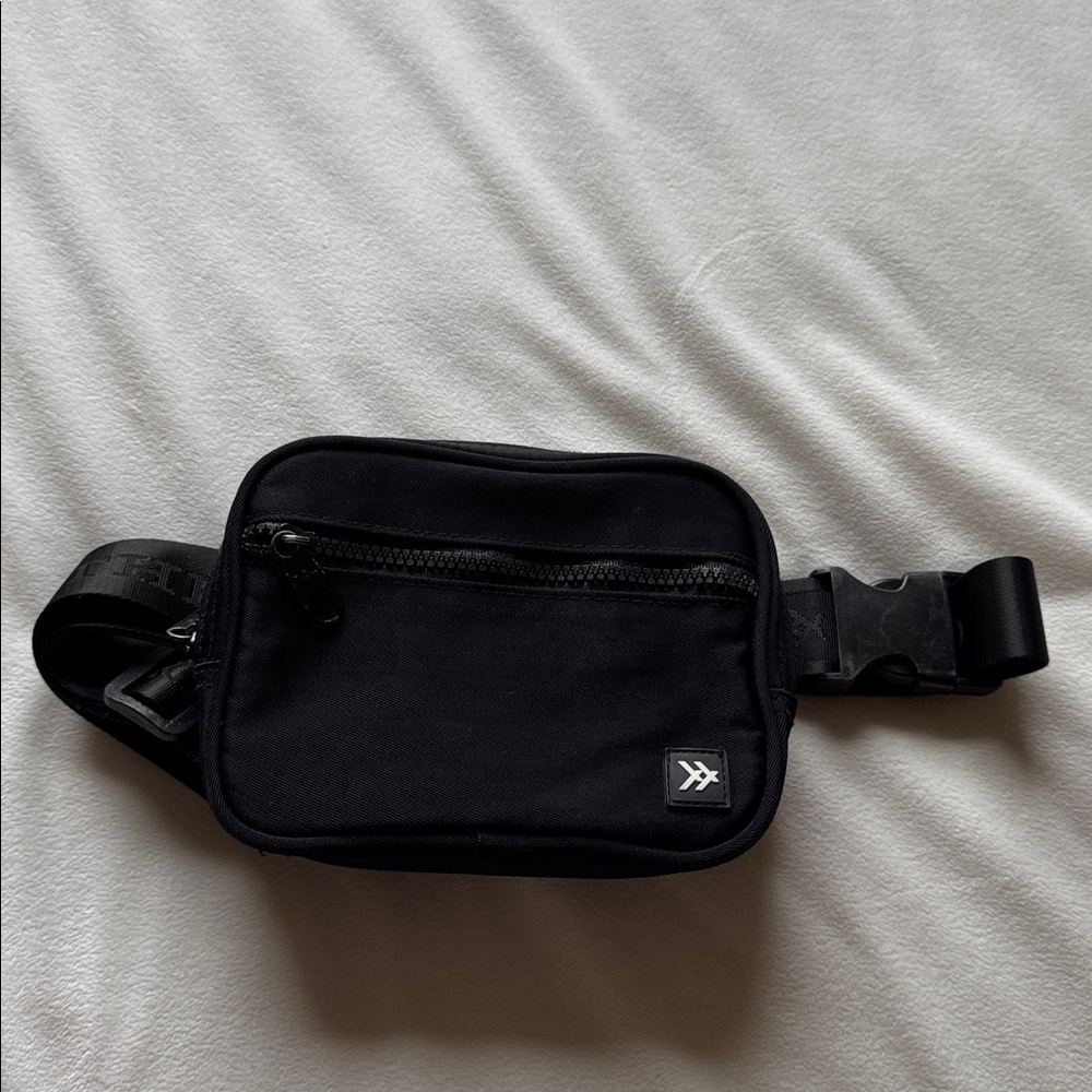 Thread belt/chest bag